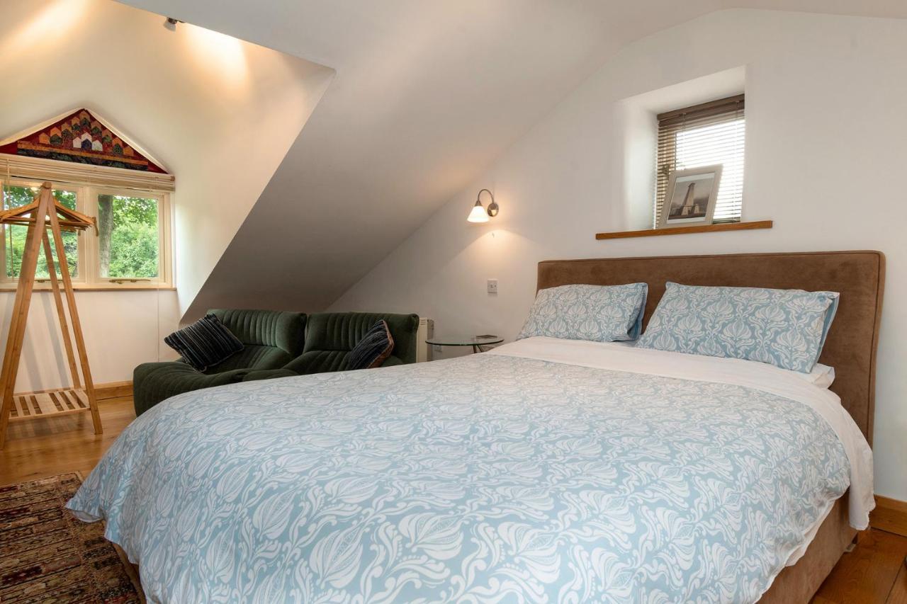 Finest Retreats - The Cottage - Luxury 1 Bed Cottage Rhydymwyn Esterno foto